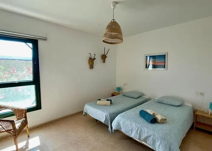 Spacieuse Et Lumineuse Avec Piscine Chauffee La Oliva