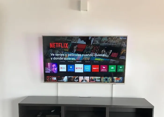 Spacieuse Et Lumineuse Avec Piscine Chauffee