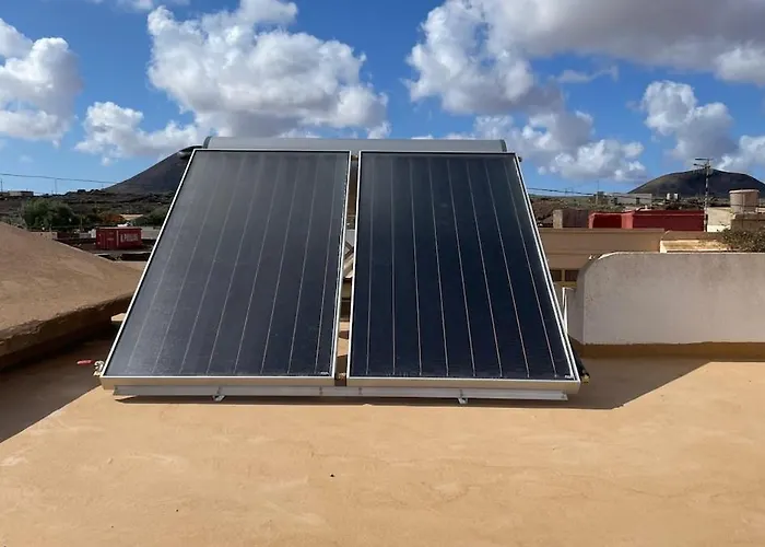 Spacieuse Et Lumineuse Avec Piscine Chauffee