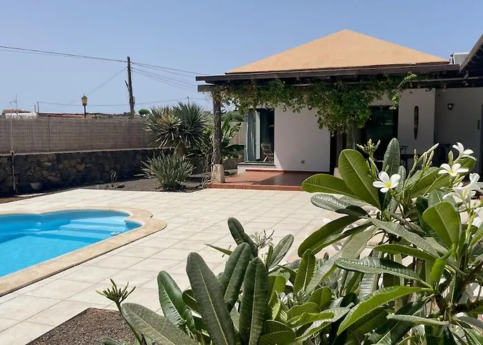 Spacieuse Et Lumineuse Avec Piscine Chauffee Villa *