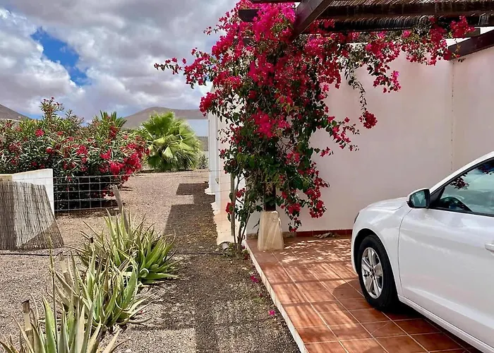 Spacieuse Et Lumineuse Avec Piscine Chauffee Villa La Oliva