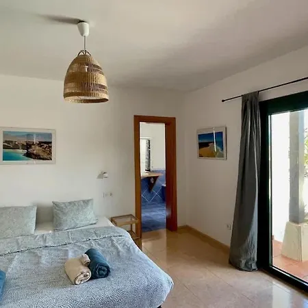 Spacieuse Et Lumineuse Avec Piscine Chauffée Villa La Oliva